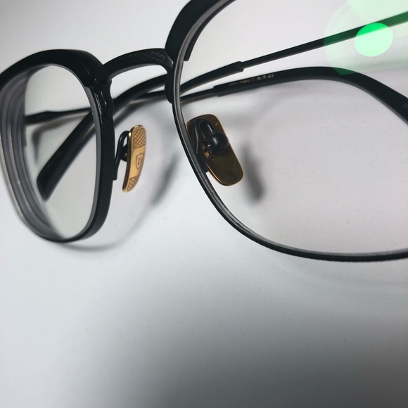 Rate elegant but discounted and limited edition of dita. DITA NOMAD Matte Black - Picture 3 of 14